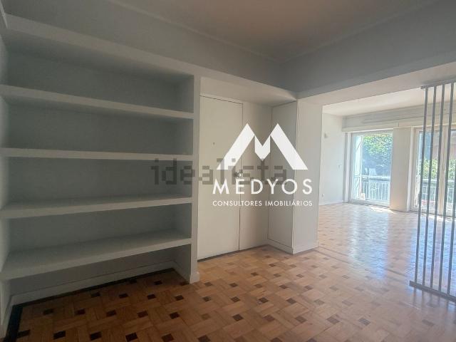Apartamento alugar em Sobreiras, Porto
