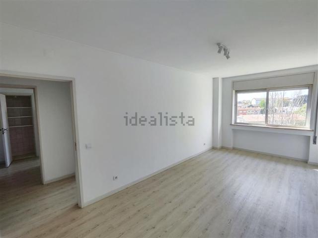 Apartamento alugar em Porto, Lordelo Do Ouro