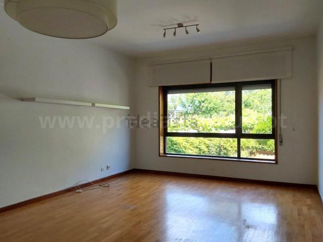 Apartamento alugar em Porto, Aldoar