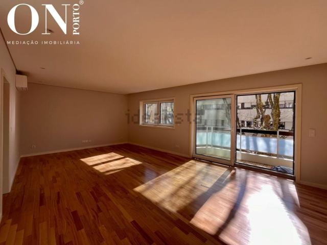 Apartamento venda em Porto, Aldoar