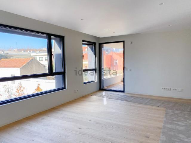 Apartamento alugar em Porto, Aldoar