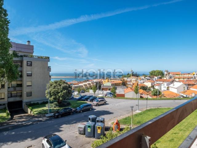 Apartamento alugar em Porto, Aldoar