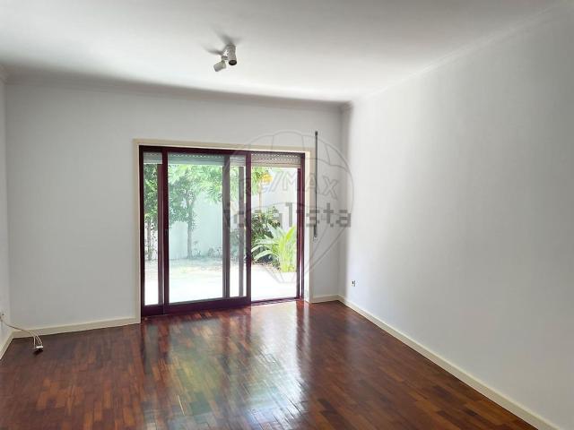 Apartamento alugar em Porto, Aldoar