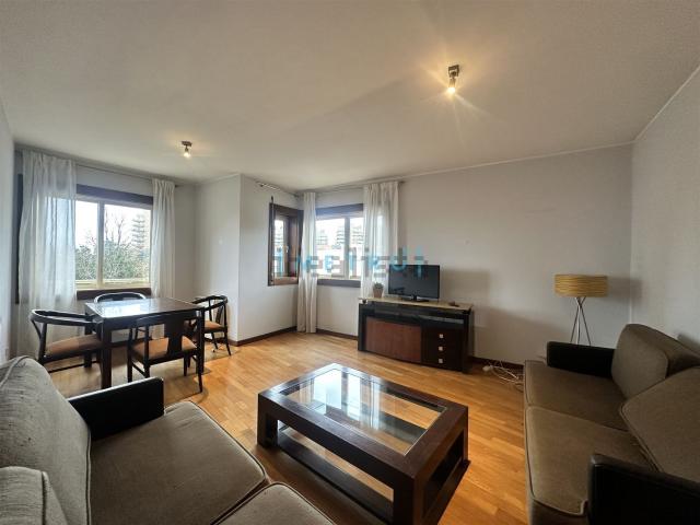 Apartamento alugar em Porto, Aldoar
