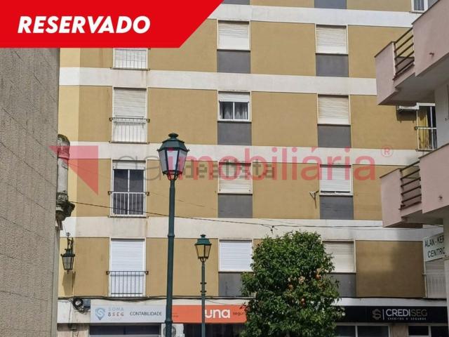 Apartamento venda em Alenquer, Paredes