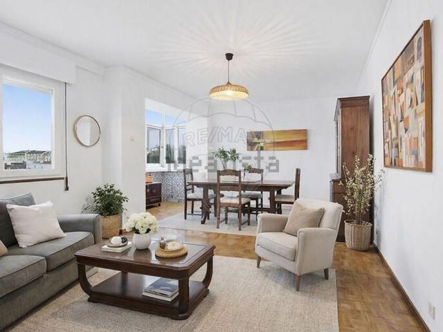 Apartamento venda em Oeiras, Lisboa