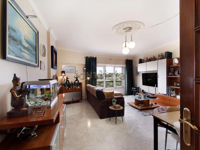 Apartamento venda em Tapada das Mercês, Sintra