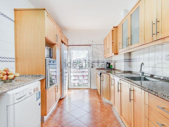 Apartamento venda em Algueirão-mem Martins, Urbanização do Pinhal