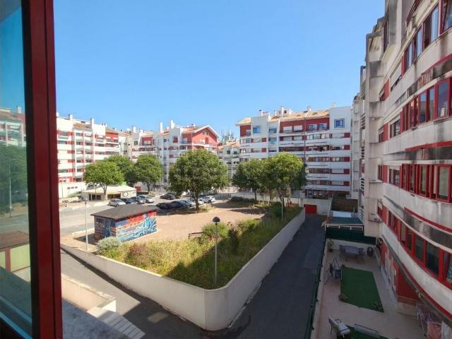 Apartamento venda em Mem Martins, Sintra