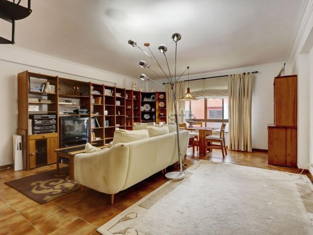 Duplex venda em Mem Martins, Sintra