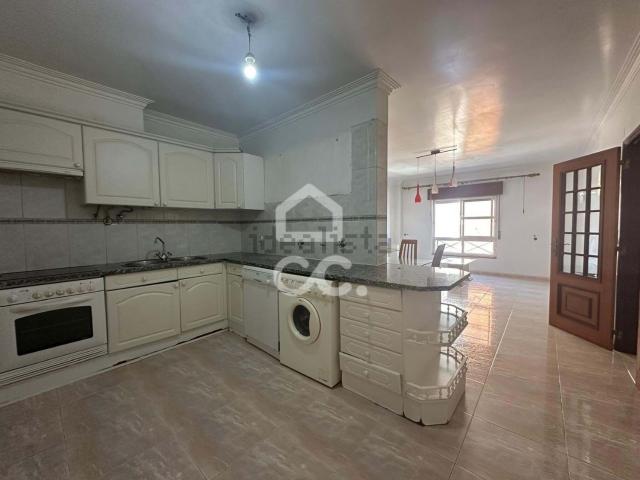 Apartamento venda em Tapada das Mercês, Sintra