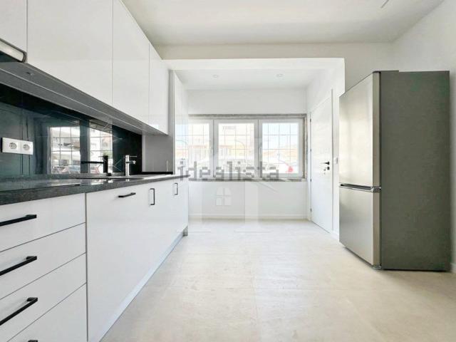 Apartamento venda em Algueirão-mem Martins