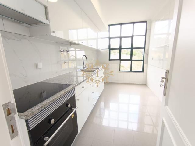 Apartamento venda em Alto da Ponte, Almada