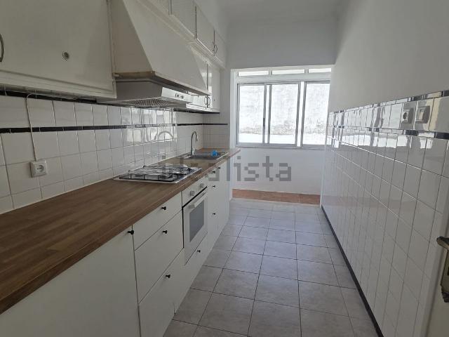 Apartamento alugar em Cova da Piedade, Almada
