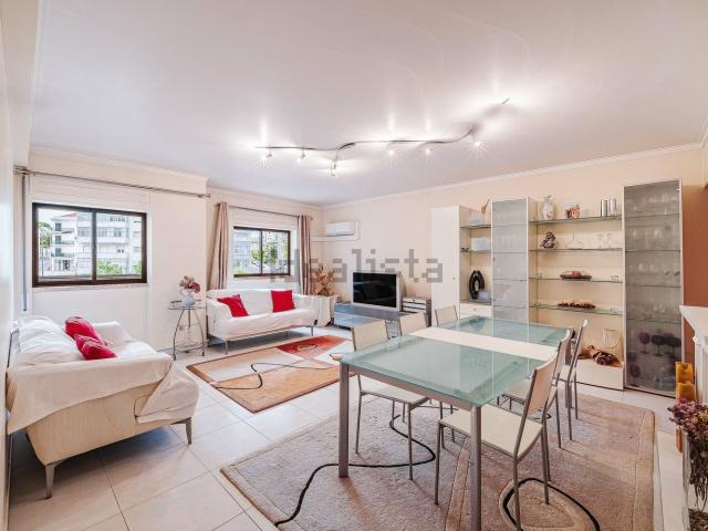 Apartamento venda em Ramalha, Almada