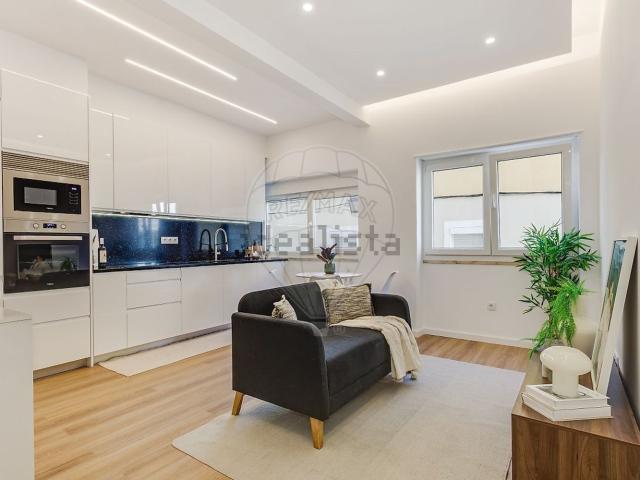Apartamento venda em Torcatas, Almada