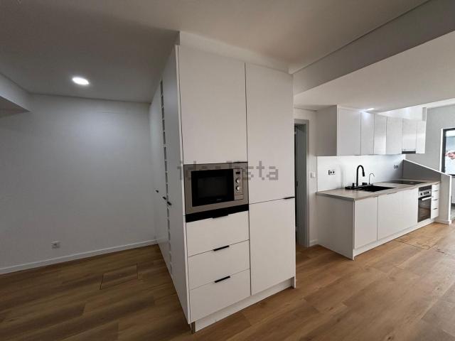 Apartamento venda em Torcatas, Almada