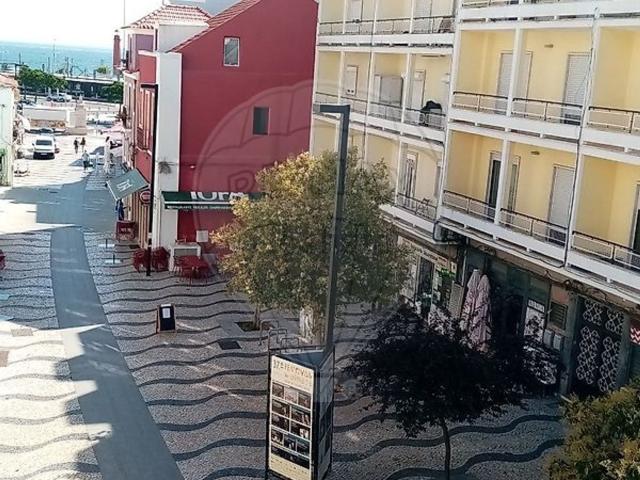 Apartamento alugar em Ginjal, Almada