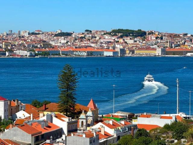 Apartamento alugar em Cacilhas, Almada