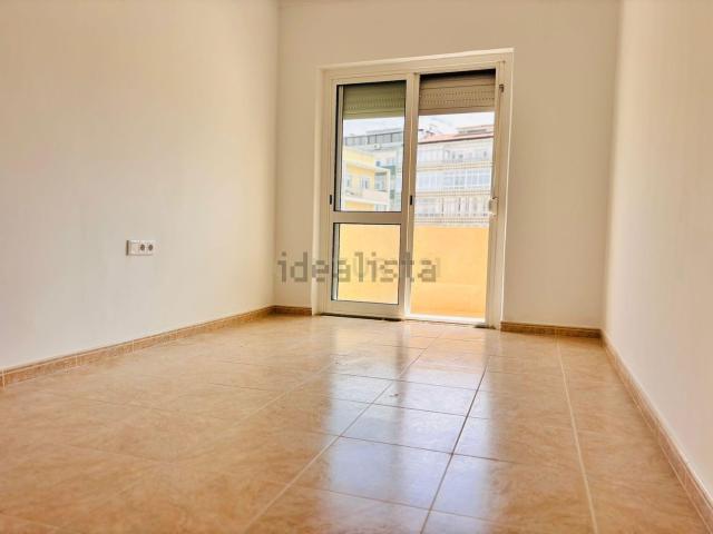 Apartamento alugar em Torcatas, Almada