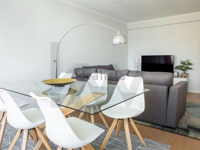 Apartamento alugar em Ramalha, Almada