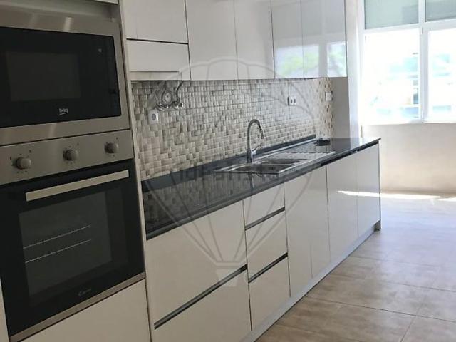 Apartamento venda em Cova da Piedade, Almada