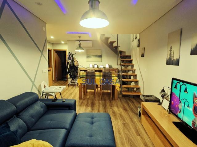 Duplex venda em Cova da Piedade, Almada