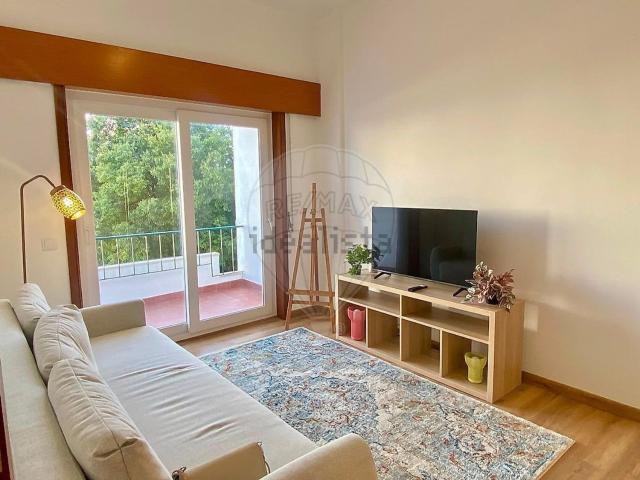 Apartamento alugar em Centro Sul, Almada