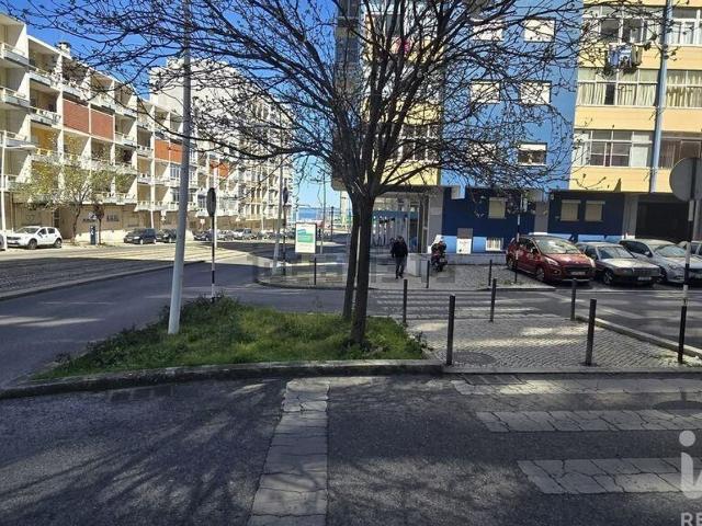 Apartamento venda em Ginjal, Almada
