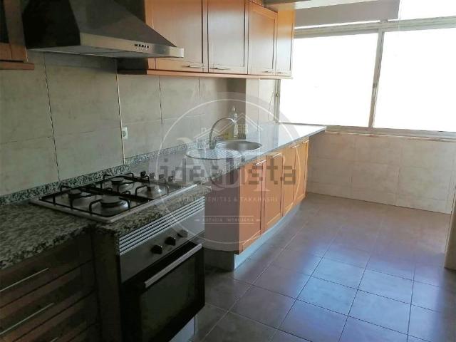 Apartamento alugar em Cova da Piedade, Almada