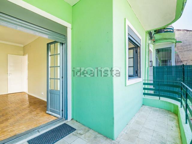 Apartamento venda em Torcatas, Almada