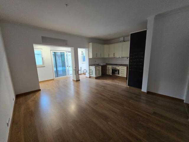 Apartamento alugar em Cova da Piedade, Almada