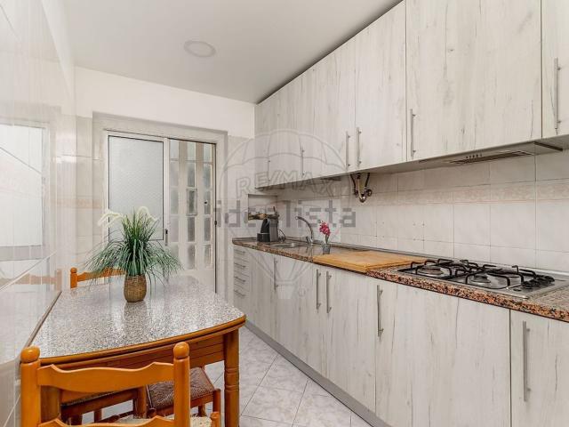 Apartamento venda em Torcatas, Almada