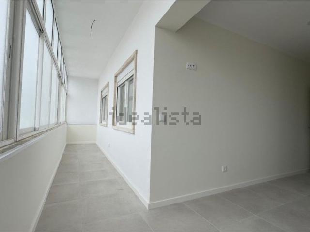 Apartamento alugar em Ginjal, Almada
