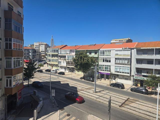 Apartamento alugar em Cova da Piedade, Almada