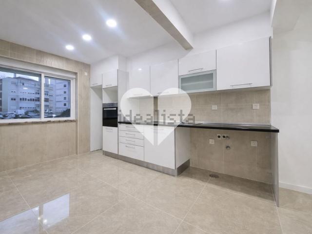 Apartamento venda em Cova da Piedade, Almada