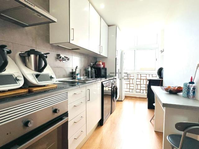 Apartamento venda em Cova Da Piedade, Centro Sul