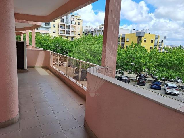 Apartamento alugar em Cova da Piedade, Almada