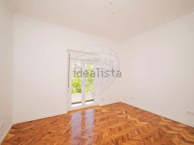 Apartamento alugar em Cacilhas, Almada