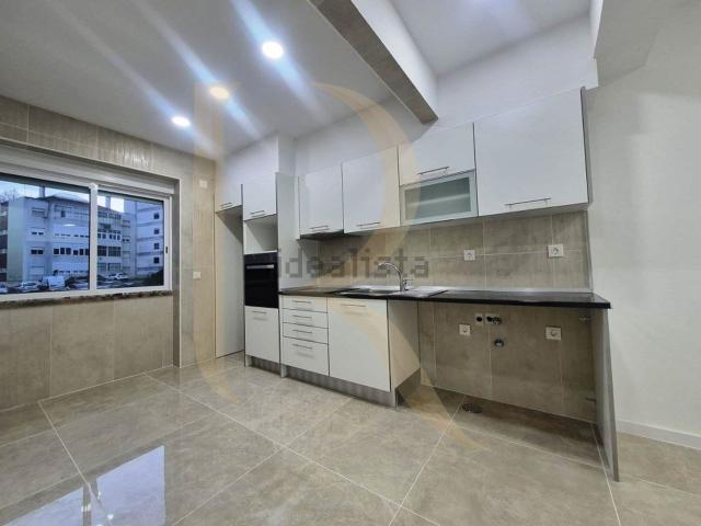 Apartamento venda em Cova da Piedade, Almada