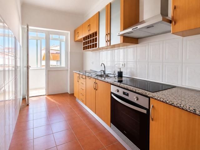 Apartamento alugar em Cova da Piedade, Almada
