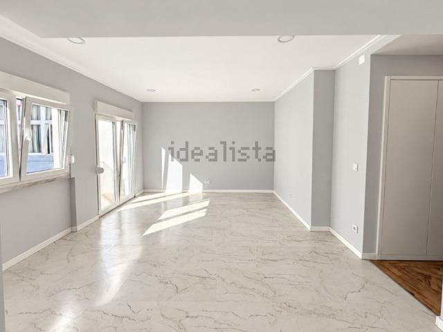 Apartamento alugar em Almada Velha, Almada