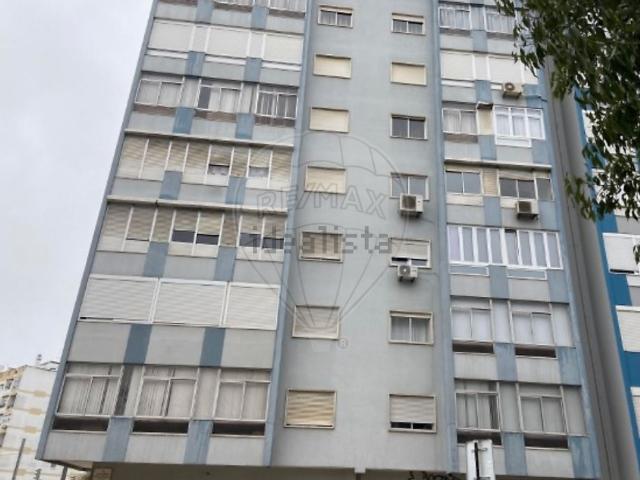 Apartamento venda em Ramalha, Almada