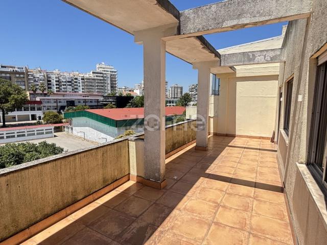 Apartamento venda em Cova da Piedade, Almada
