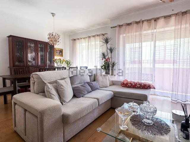 Apartamento venda em Cova da Piedade, Almada