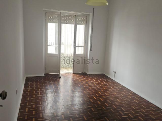 Apartamento alugar em Torcatas, Almada