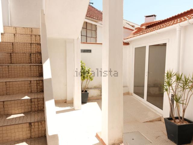 Apartamento alugar em Ginjal, Almada