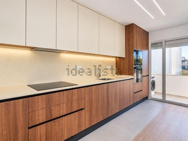 Apartamento venda em Barrocas, Almada