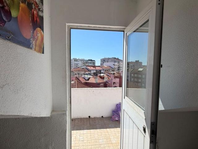 Apartamento alugar em Cova da Piedade, Almada
