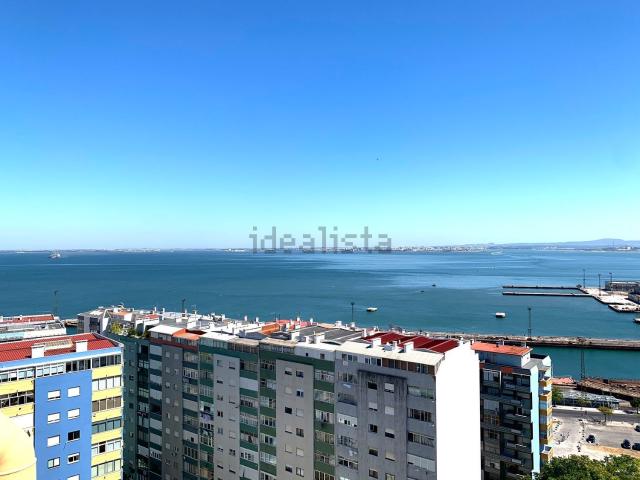 Casa alugar em Cacilhas Centro, Almada